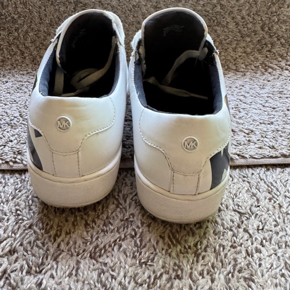 Michael Kors shoes - Picture 9 of 16